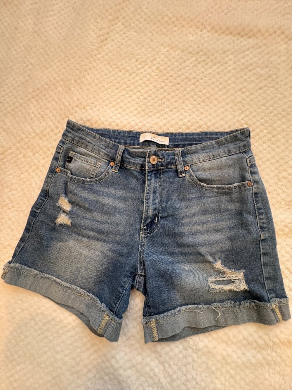 KanCan Distressed Cuffed Denim Shorts Size 29 Medium Wash